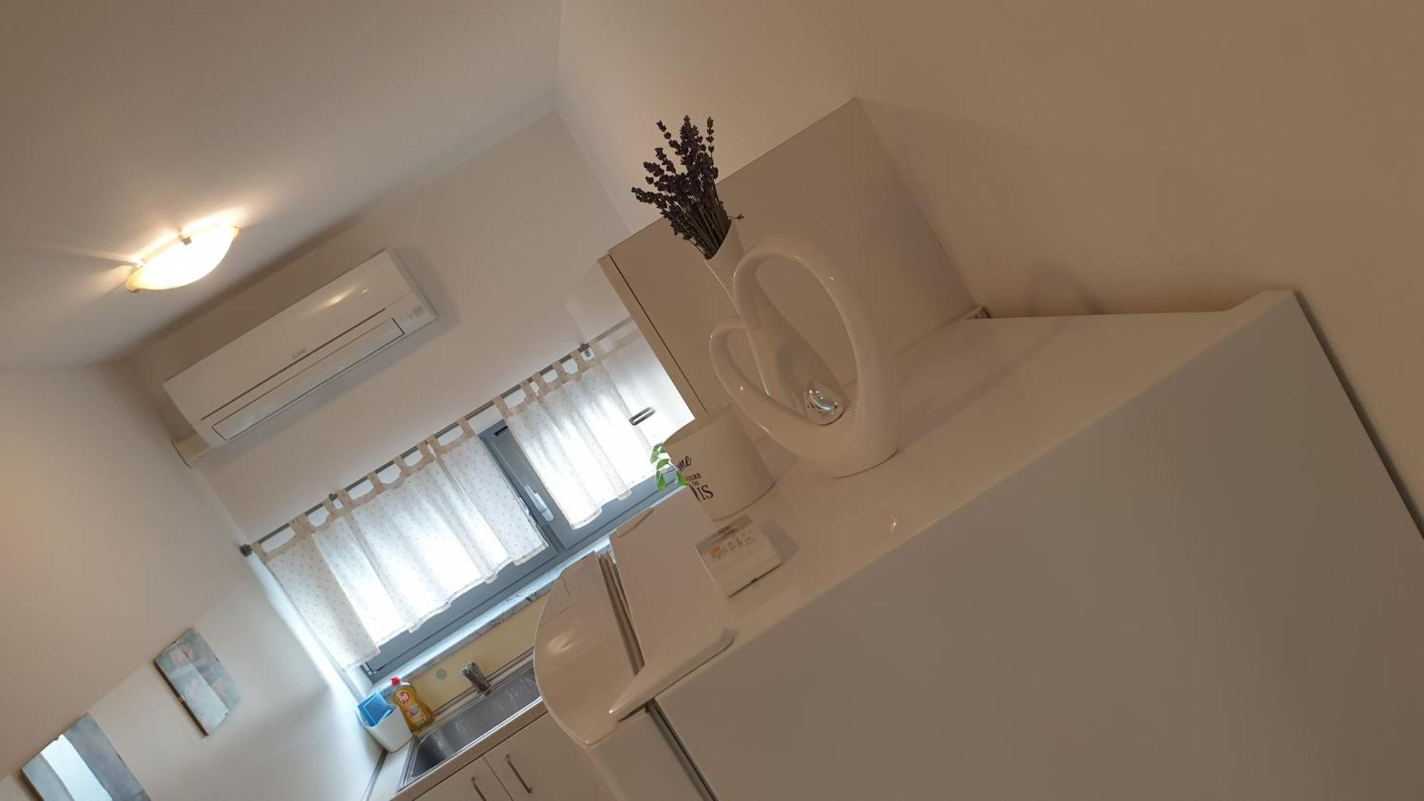 Apartment Emma Ljubljana - Free Parking, Ac, Wifi Værelse billede